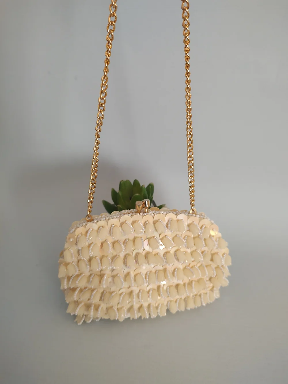 Elegant Cream Sequin Evening Clutch with Gold Chain